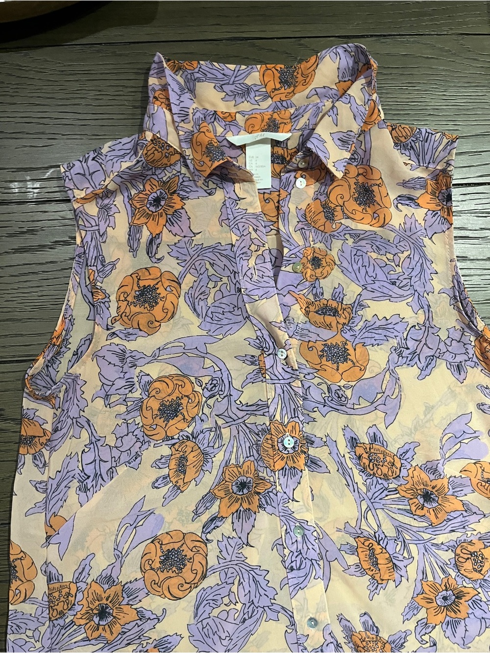 Sleeveless Floral Button-Down Top in Lavender and Orange